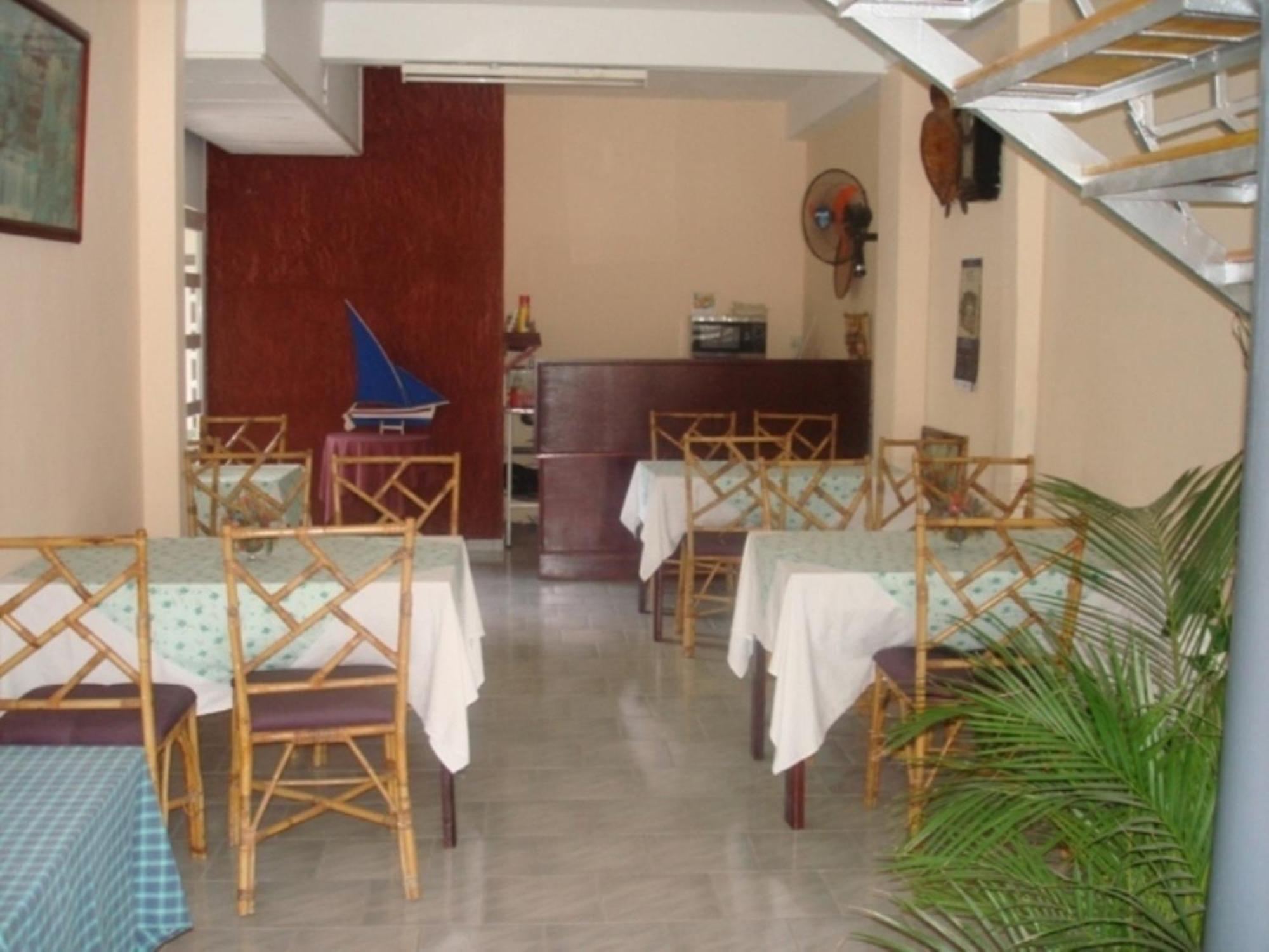 Auberge Le Saladier Mahebourg Bagian luar foto