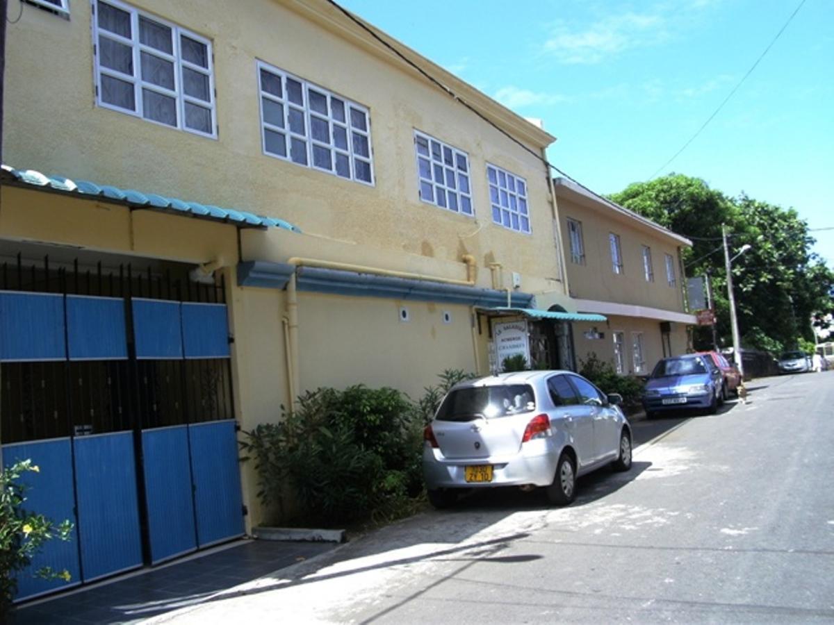 Auberge Le Saladier Mahebourg Bagian luar foto