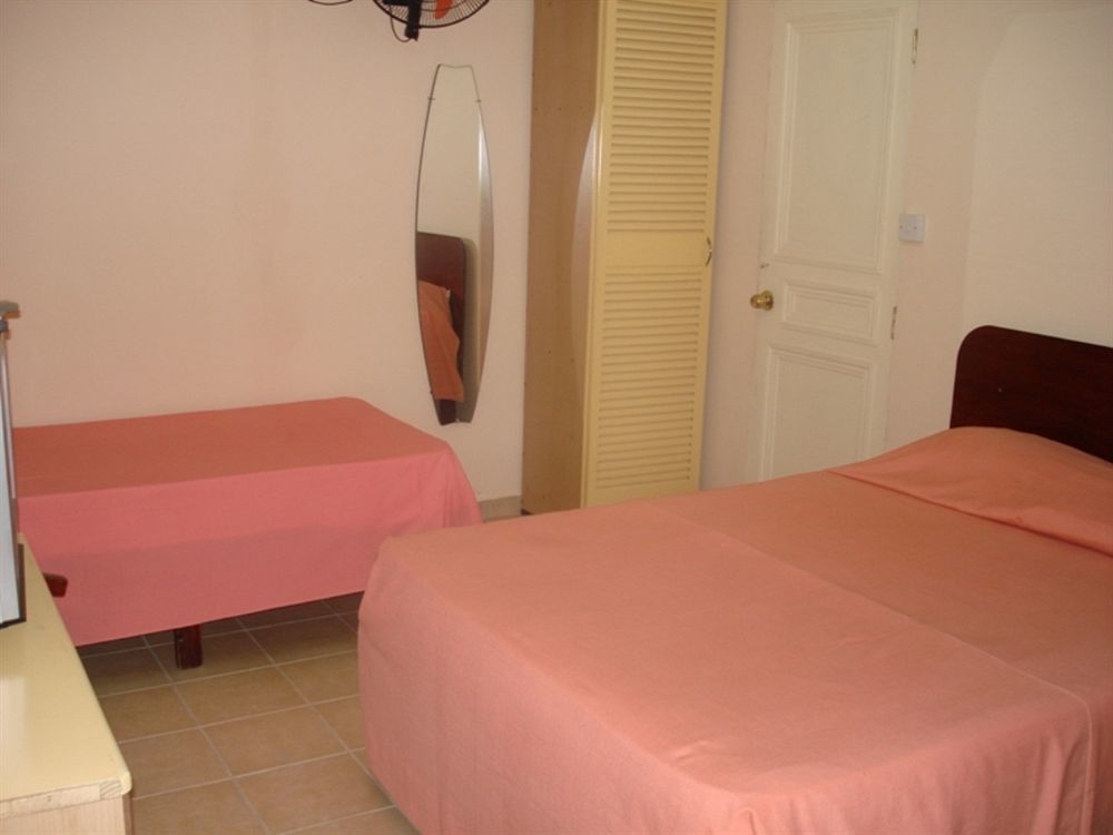 Auberge Le Saladier Mahebourg Bagian luar foto